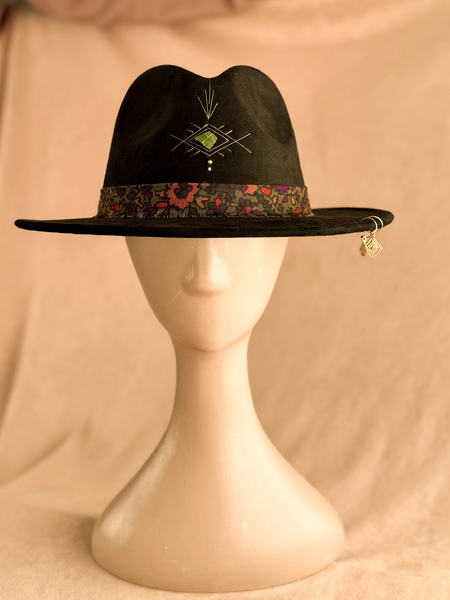 ✦ Gipsy black 02 ✦