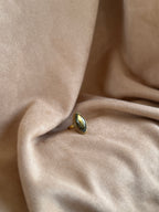 Oria labradorite