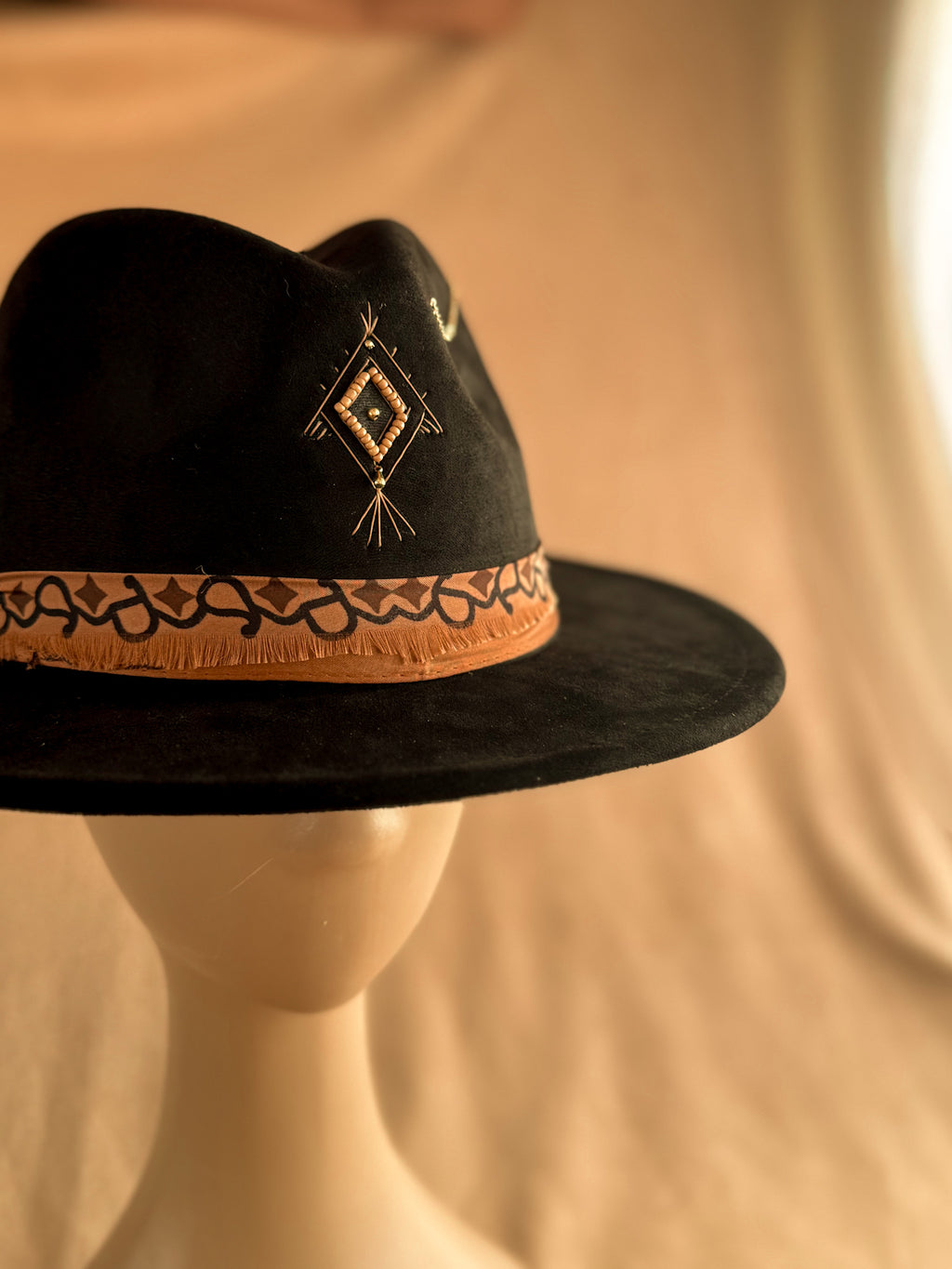 ✦ Gipsy black 01 ✦